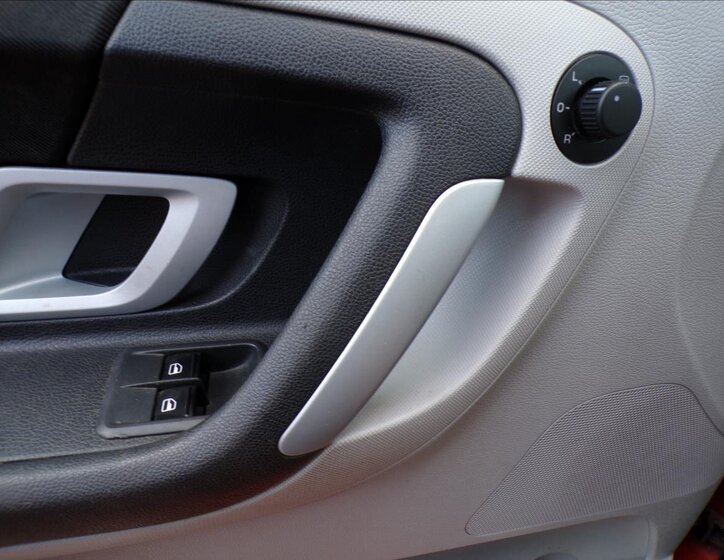 Škoda Fabia Hatchback 1,2 l 51 kw