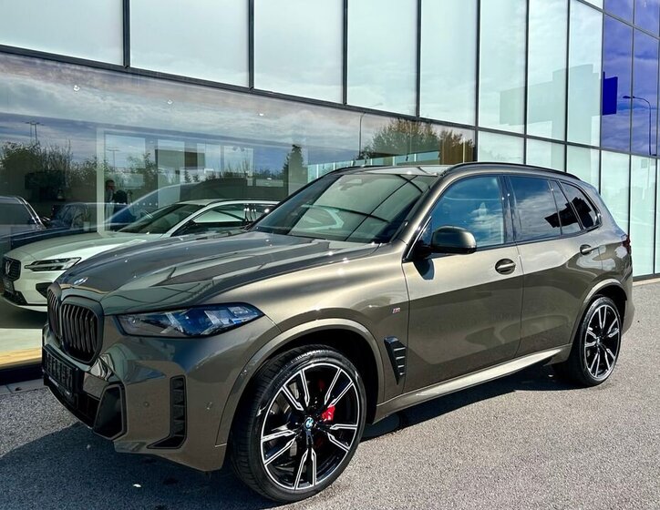 BMW X5 SUV / Terénní 3,0 l 210 kw