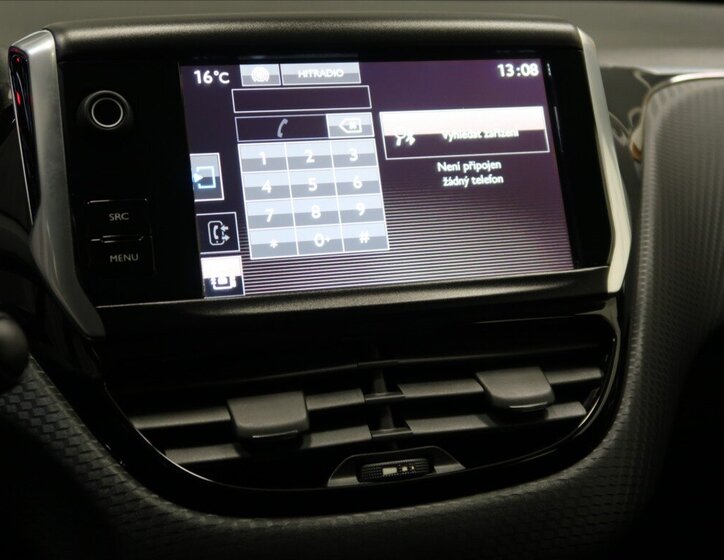 Peugeot 2008 SUV / Terénní 1,2 l 81 kw