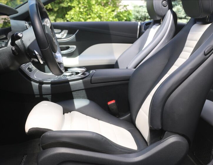 Mercedes-Benz Třídy E Kupé 2,9 l 250 kw