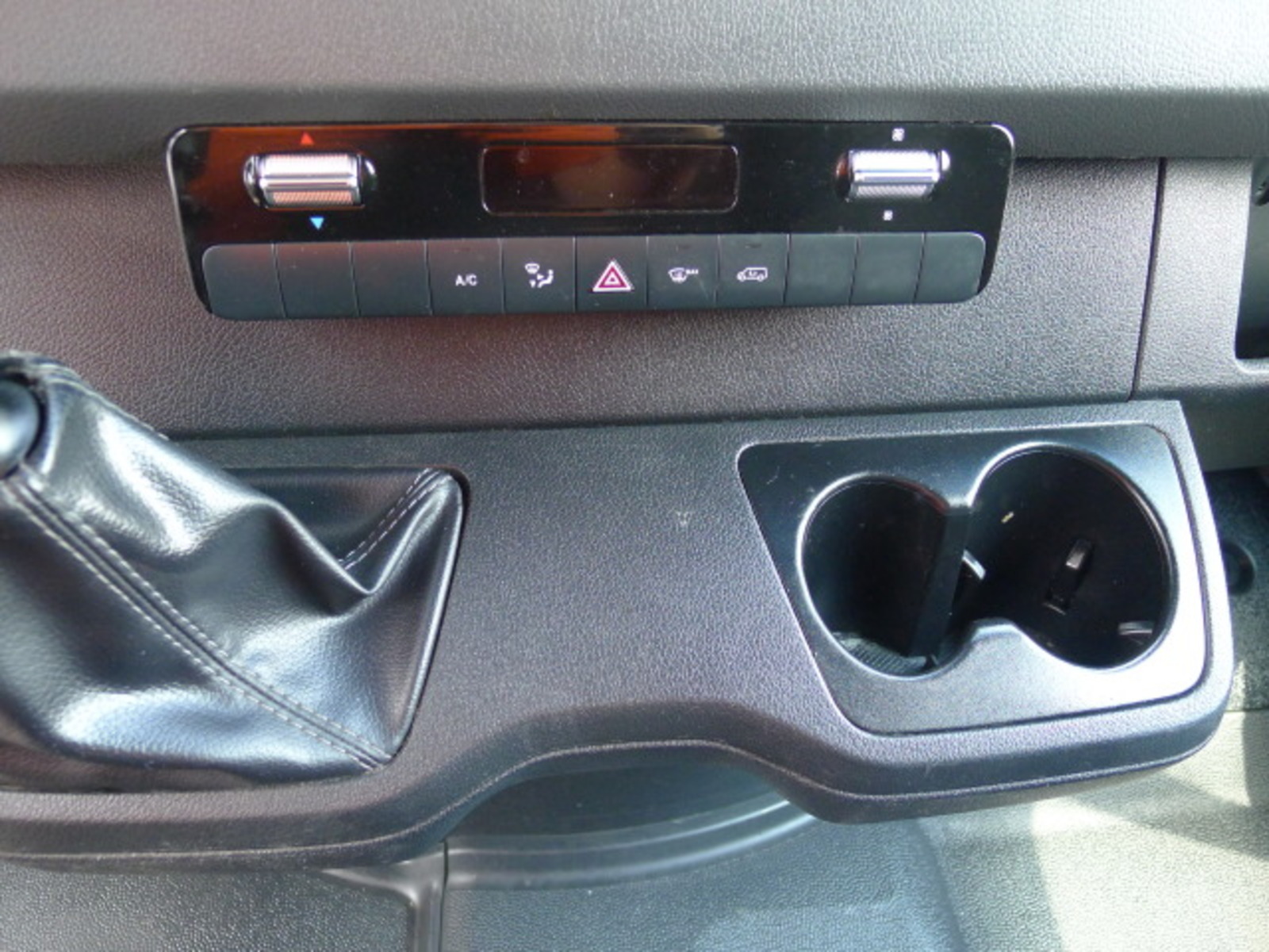 Mercedes-Benz Sprinter 12