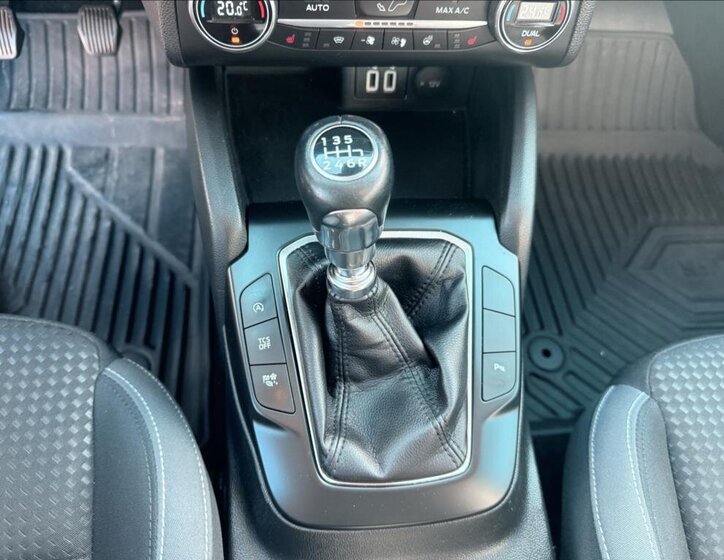 Ford Focus Kombi 999,0 92 kw
