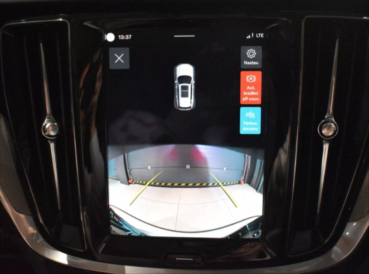 Volvo V60 Kombi 2,0 l 145 kw