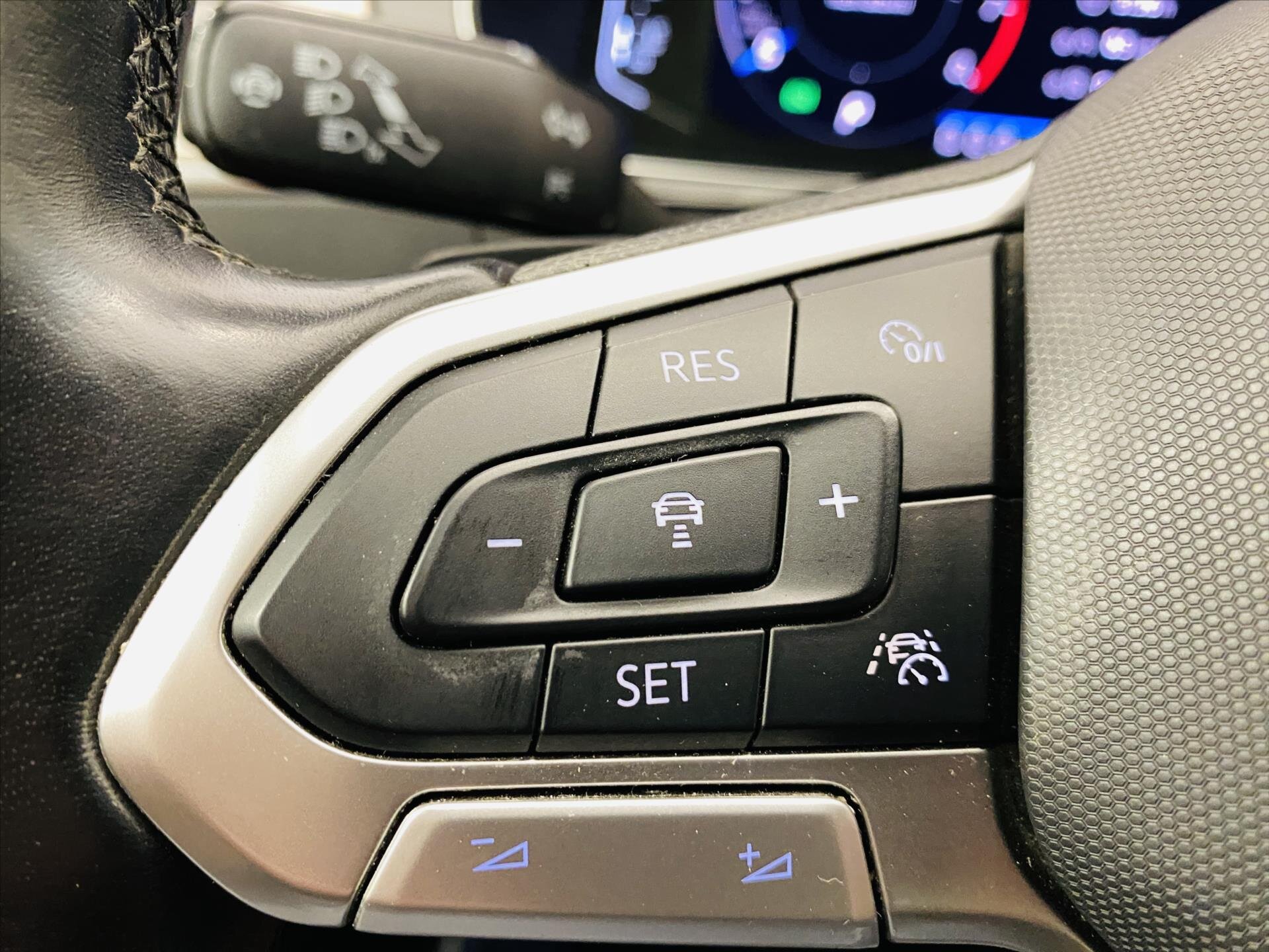 Volkswagen Passat Kombi 2,0 l 206 kw