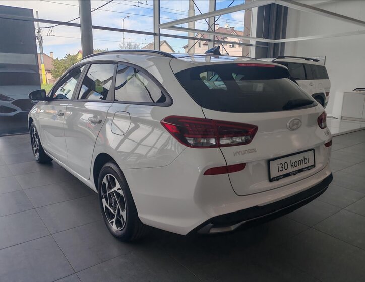 Hyundai i30 Kombi 998,0 85 kw
