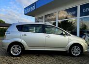 Toyota Corolla Verso 1