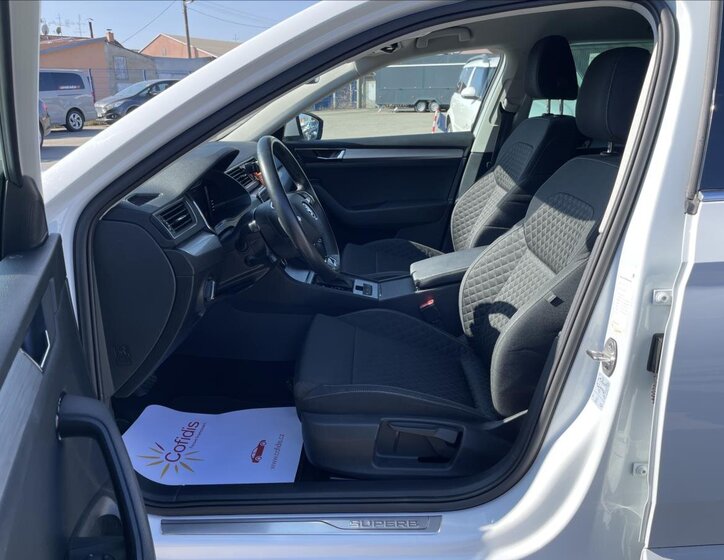 Škoda Superb Kombi 2,0 l 110 kw