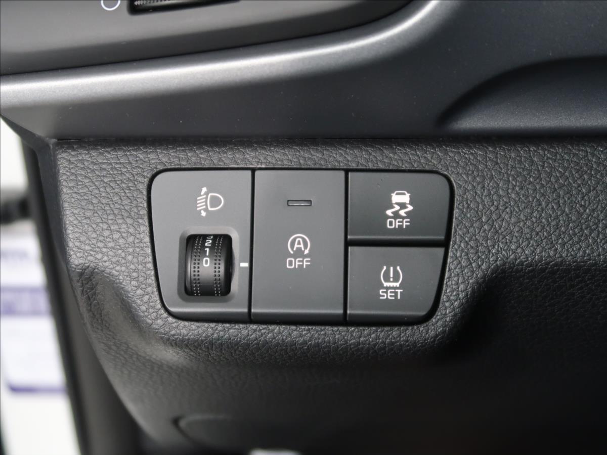 KIA Stonic SUV 1,2 l 57 kw