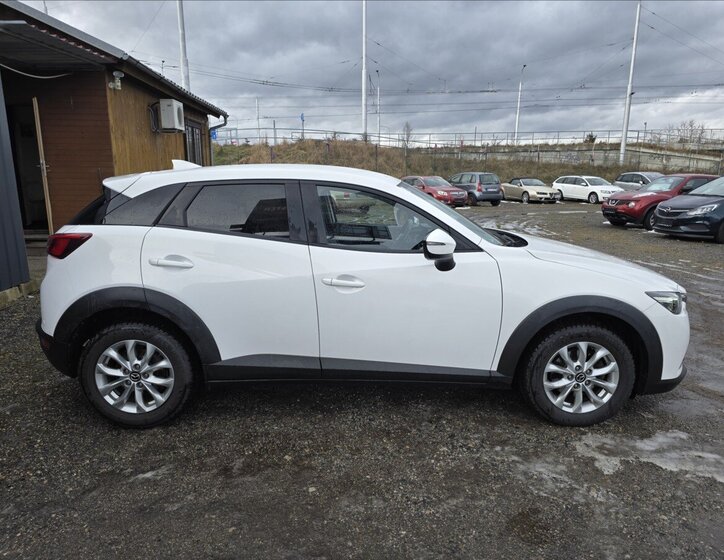 Mazda CX-3 Kombi 1,5 l 77 kw