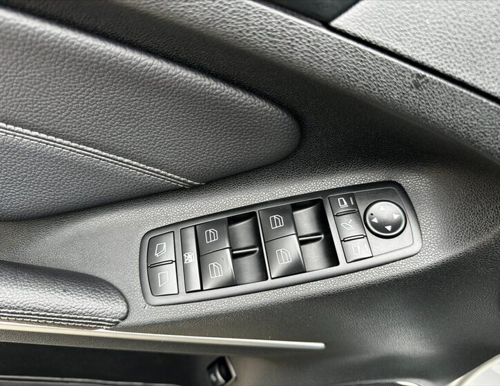 Mercedes-Benz GL Ostatní 3,0 l 165 kw