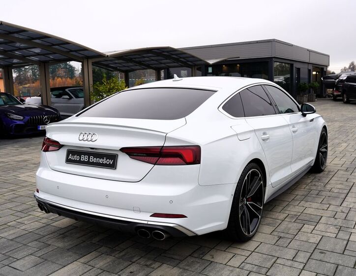 Audi S5 6