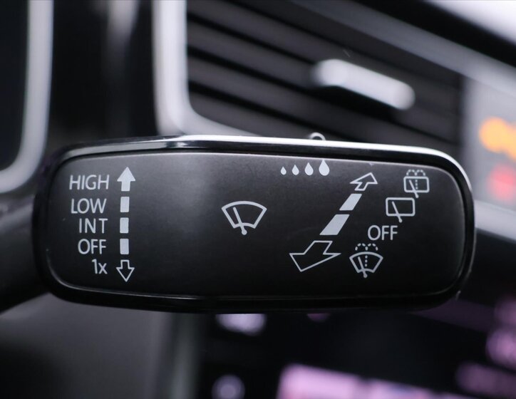 Volkswagen Golf Hatchback 2,0 l 228 kw