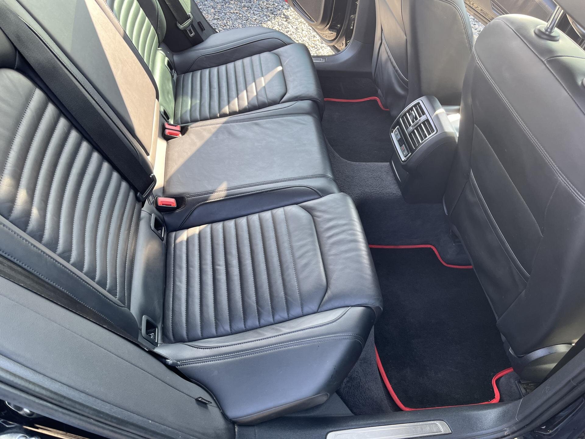 Volkswagen Passat Kombi 2,0 l 176 kw