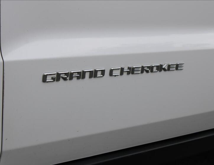 Jeep Grand Cherokee 44