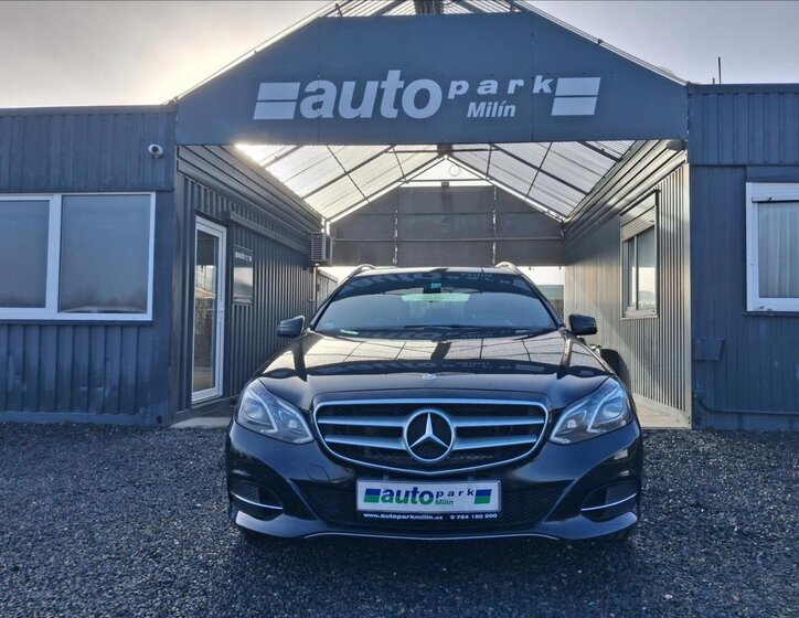 Mercedes-Benz Třídy E 2