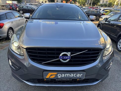 Volvo XC60 SUV / Terénní 2,4 l 140 kw