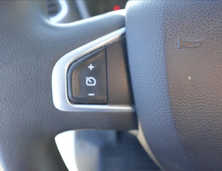 Renault Master Valník 2,3 l 120 kw