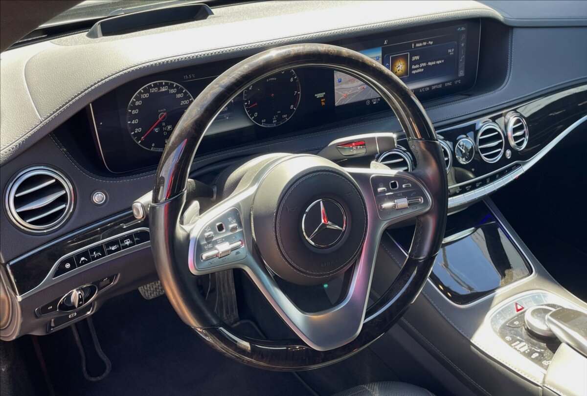 Mercedes-Benz Třídy S Sedan / Limuzína 4,0 l 345 kw