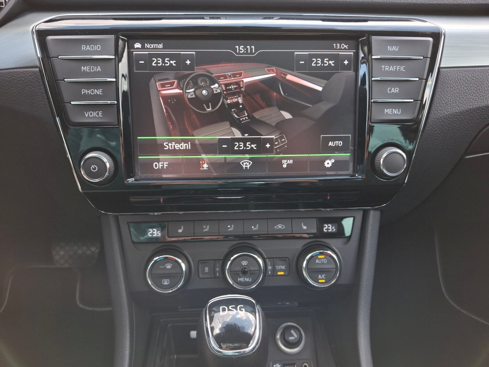 Škoda Superb Sedan / Limuzína 2,0 l 140 kw