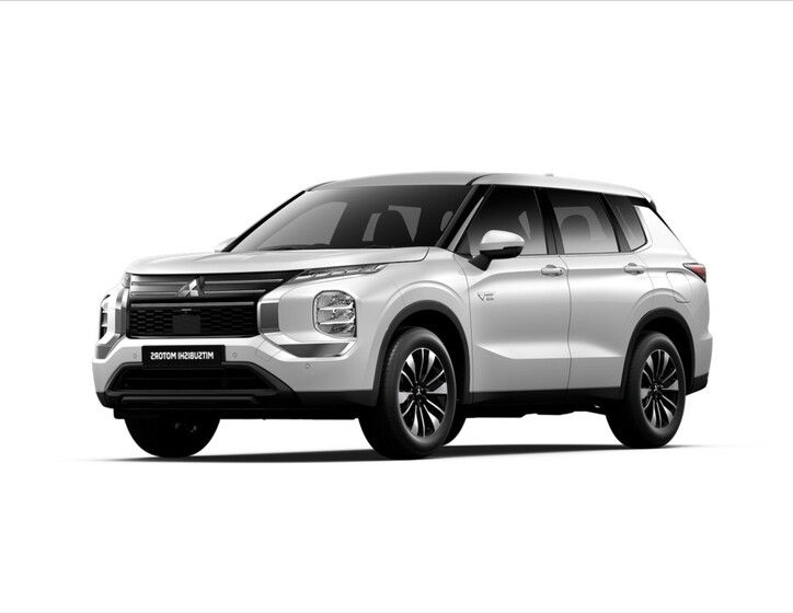 Mitsubishi Outlander 4