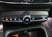 Volvo XC40 25