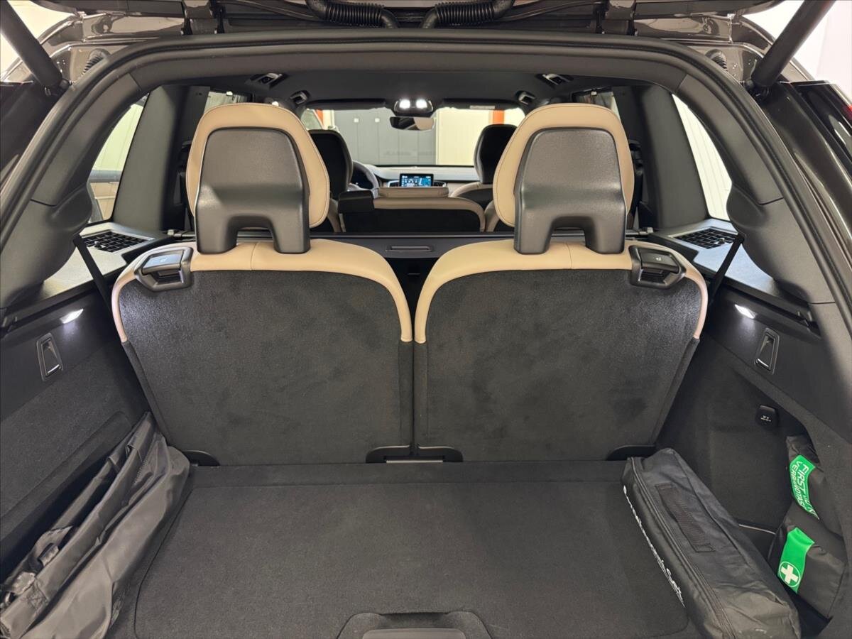 Volvo XC90 SUV 2,0 l 184 kw