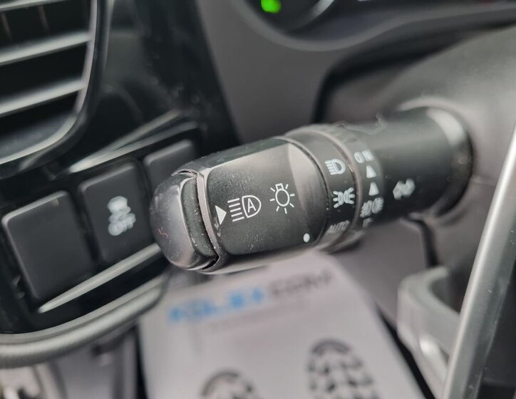 Mitsubishi Outlander SUV 2,4 l 165 kw