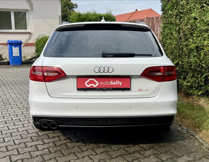 Audi A4 Kombi 2,0 l 110 kw