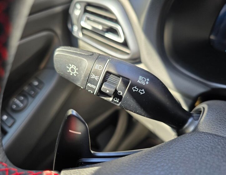 Hyundai i30 Hatchback 1,5 l 103 kw