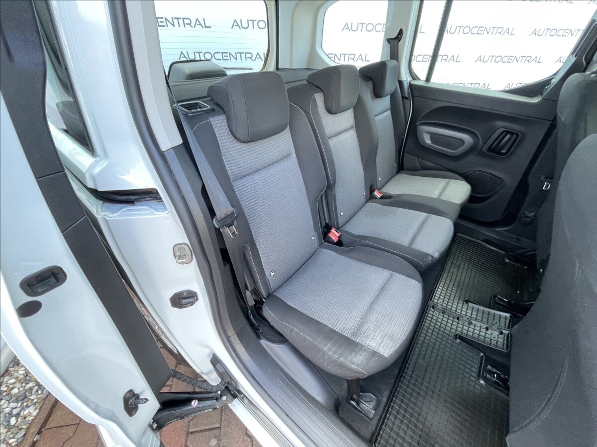 Toyota ProAce City Verso MPV 1,2 l 81 kw