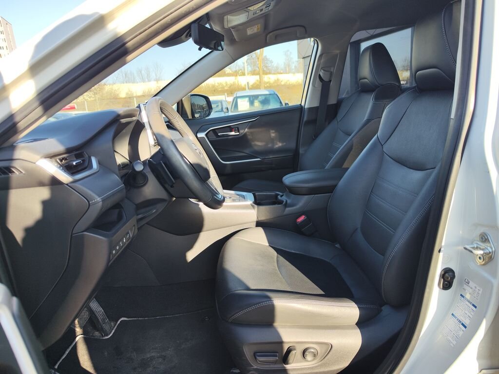 Toyota RAV4 SUV 2,5 l 163 kw