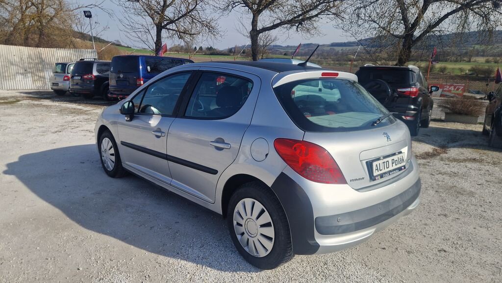 Peugeot 207 Hatchback 1,6 l 80 kw