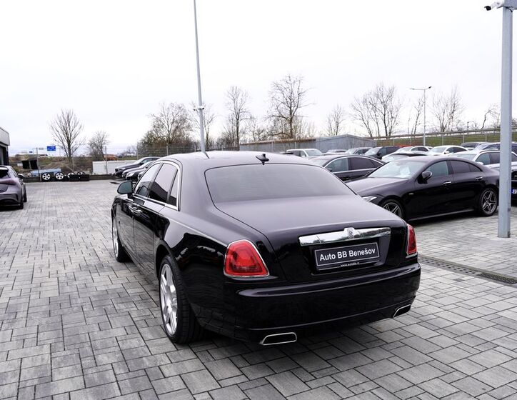 Rolls-Royce Ghost Sedan 6,6 l 420 kw