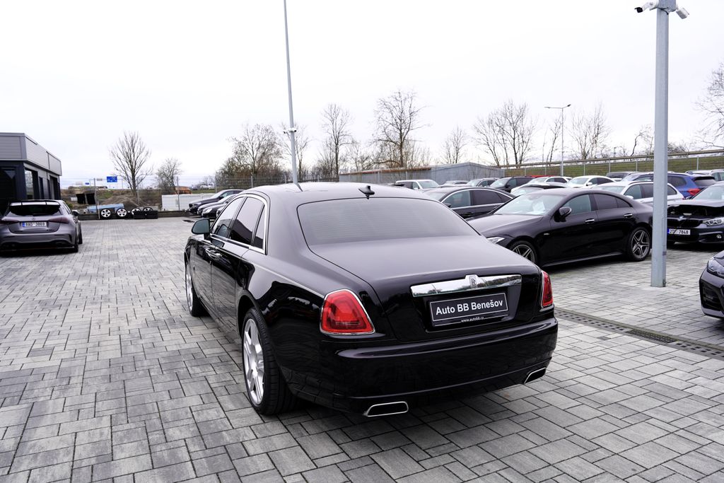 Rolls-Royce Ghost Sedan 6,6 l 420 kw