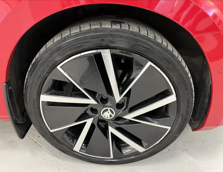 Škoda Superb Kombi 1,4 l 160 kw