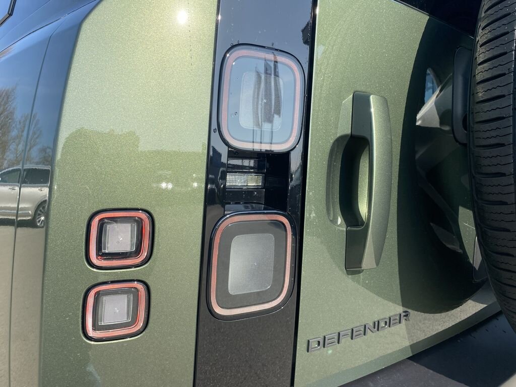 Land Rover Defender SUV / Terénní 3,0 l 258 kw