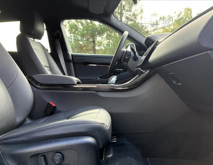 Land Rover Range Rover Evoque 24