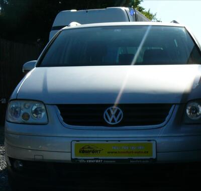 Volkswagen Touran 2