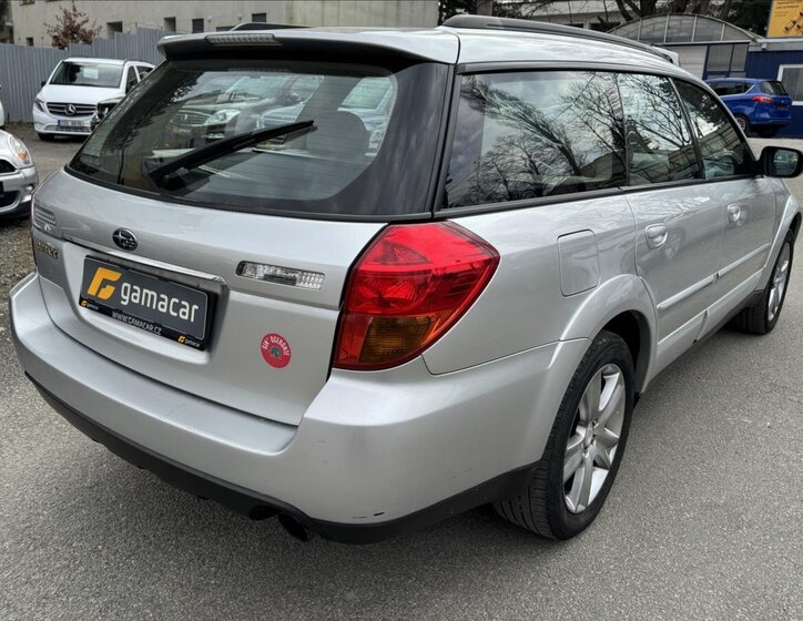 Subaru Legacy Kombi 3,0 l 180 kw