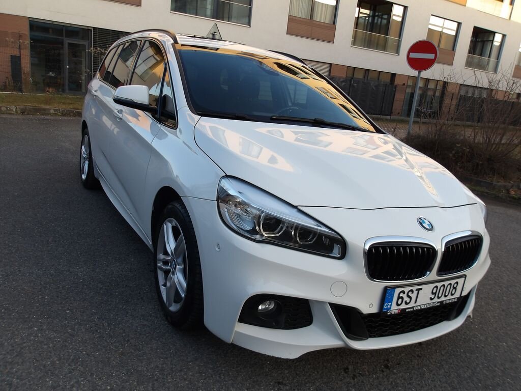BMW Řada 2 Kombi 2,0 l 141 kw