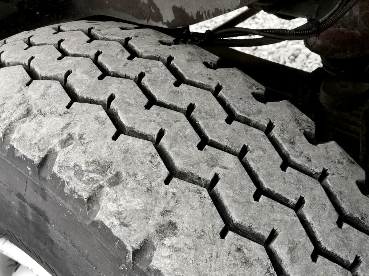 Iveco Ostatní Valník 3,0 l 125 kw