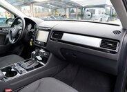 Volkswagen Touareg SUV / Terénní 3,0 l 176 kw