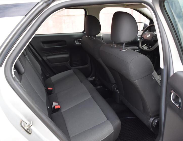 Citroën C4 Cactus 17