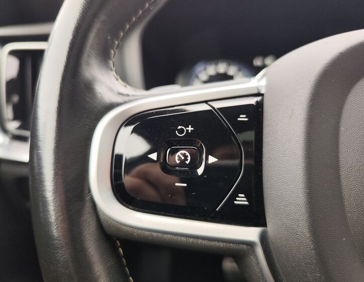 Volvo V60 Kombi 2,0 l 240 kw