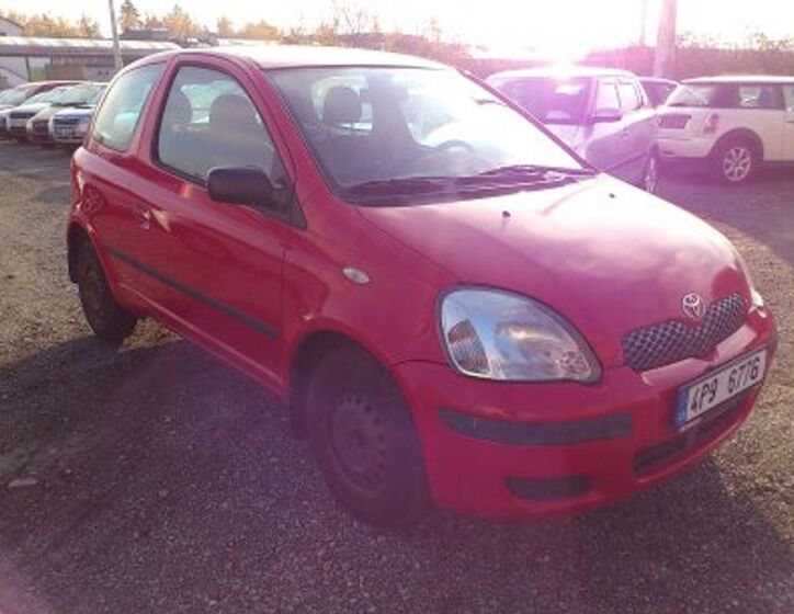Toyota Yaris 6