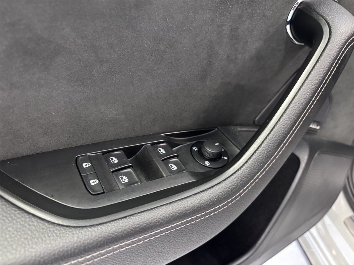 Škoda Superb Kombi 2,0 l 206 kw