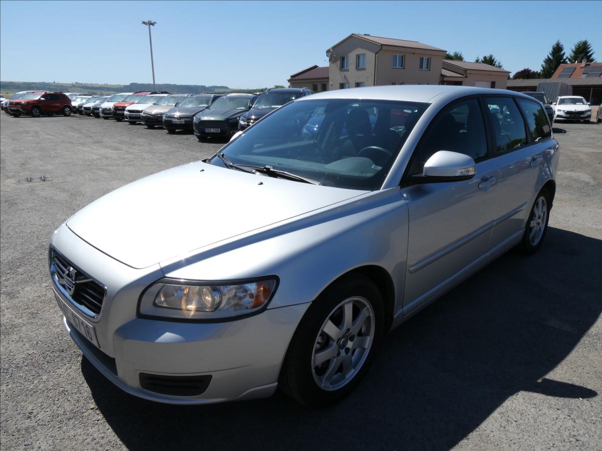 Volvo V50