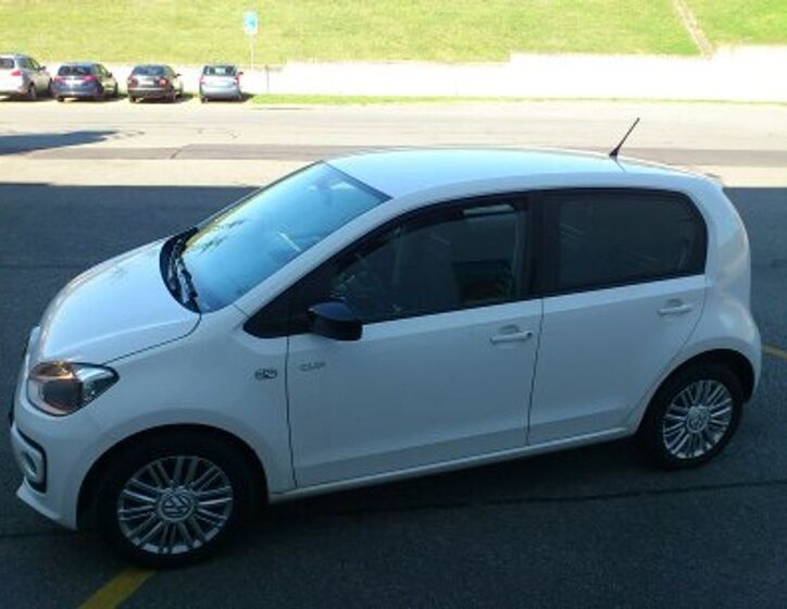 Volkswagen up! 25