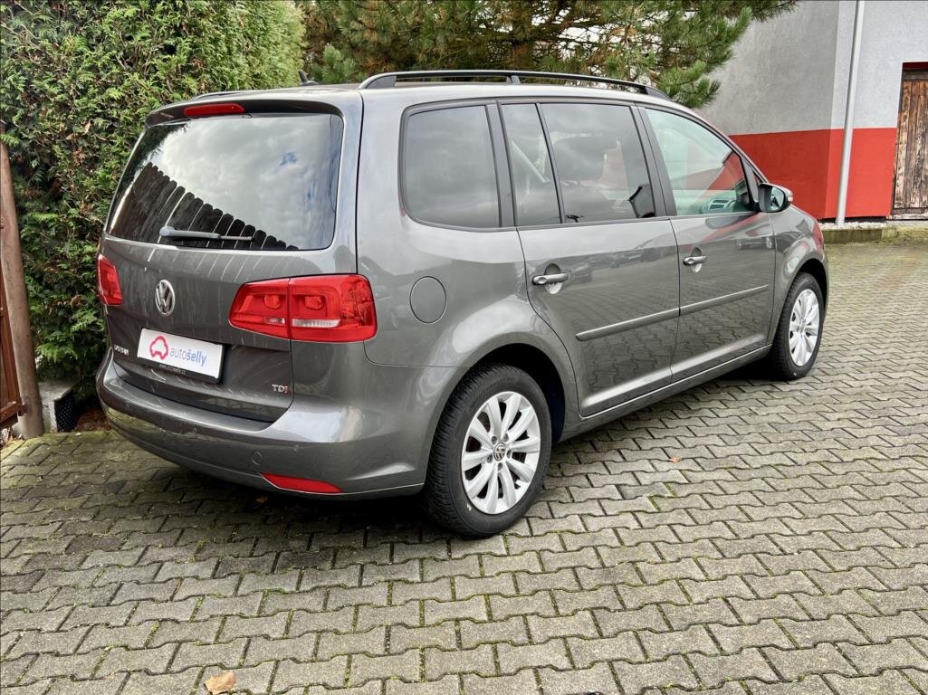Volkswagen Touran MPV 1,6 l 77 kw