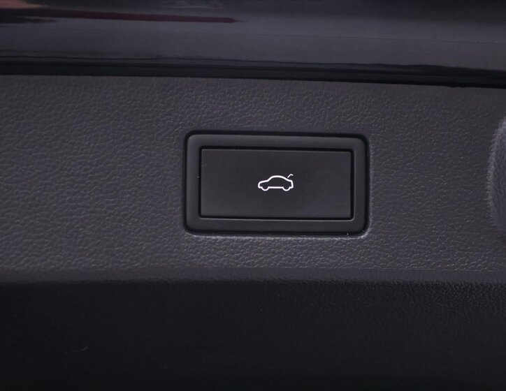 Volkswagen Arteon Kombi 2,0 l 147 kw